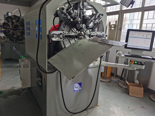 Mola livre do CNC de 12 machados da rocha sem eixos que forma fazendo a fio da máquina a máquina giratória