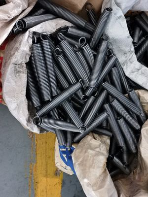 Máquina de moldagem de molas rotativas de arame cam de 4 mm com máquina de molas CNC giratória